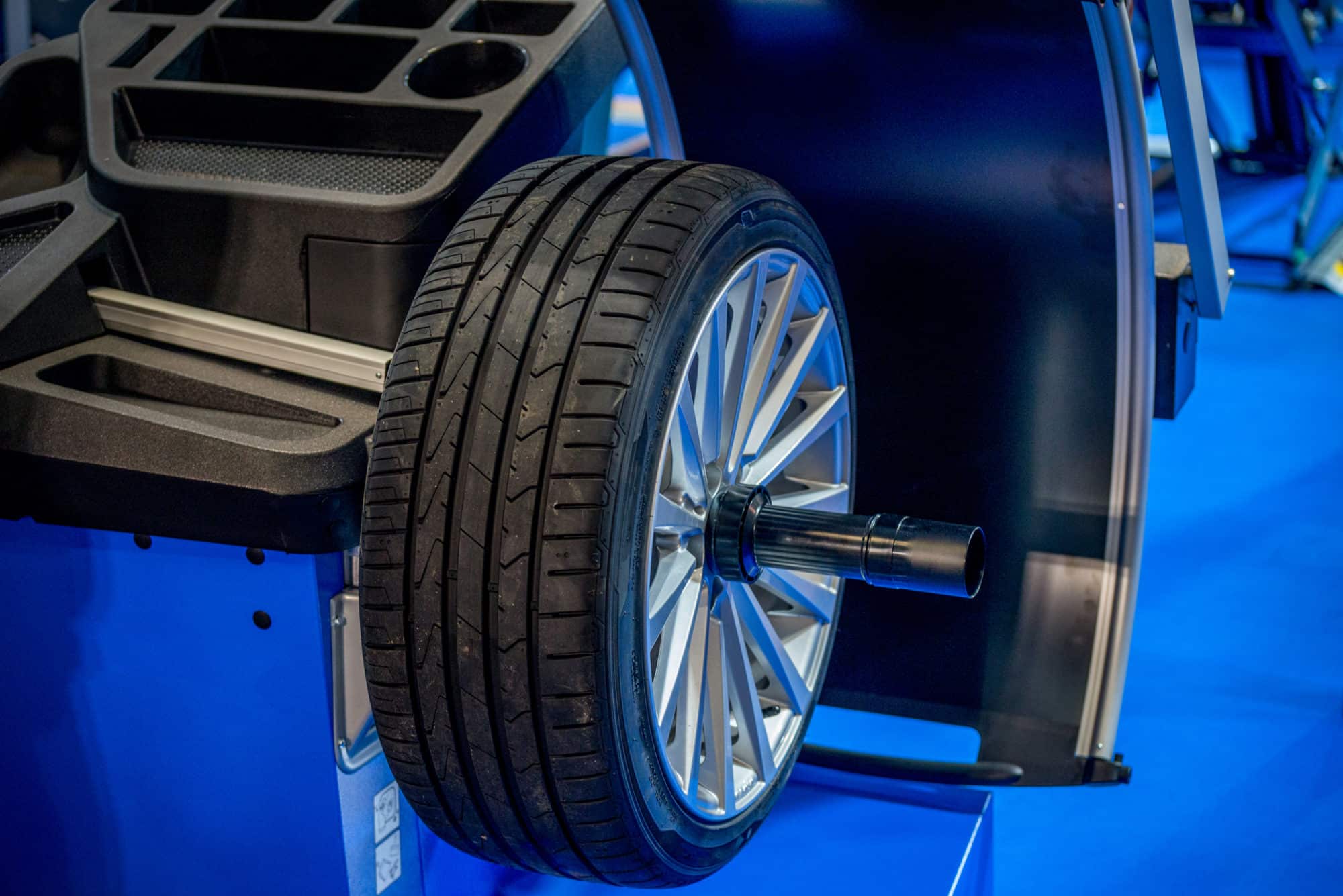 Using Steam to Vulcanize Rubber for Automotive and Aerospace Manufacturing